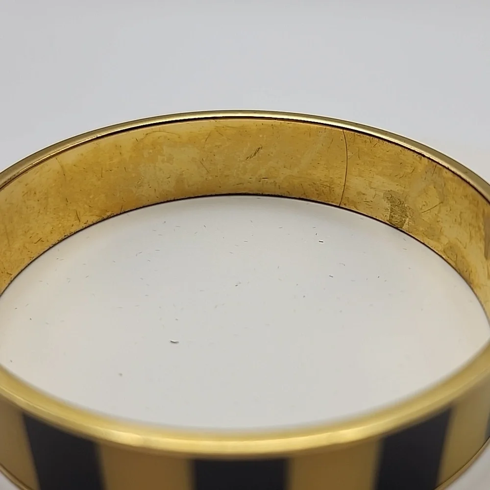 Kate‎ Spade New York 9 Inch Gold Tone  Striped Bangle Bracelet - Picture 3 of 5